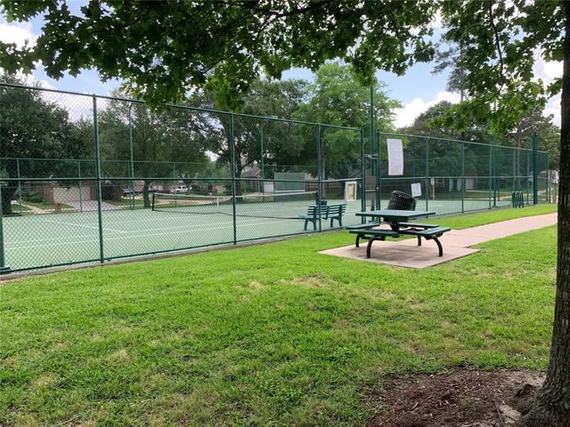 11727 Lochberry Court, Tomball, TX 77377