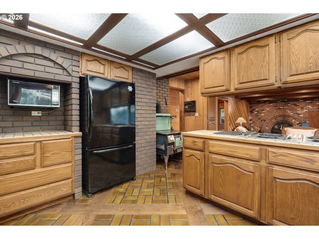 37647 HIGHWAY 26, Seaside, OR 97138
