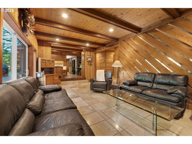 37647 HIGHWAY 26, Seaside, OR 97138