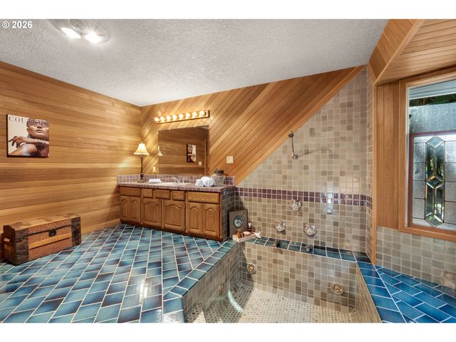 37647 HIGHWAY 26, Seaside, OR 97138