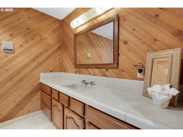 37647 HIGHWAY 26, Seaside, OR 97138