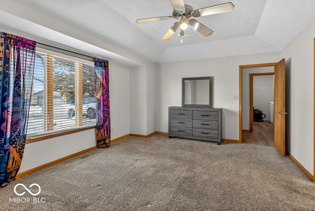 451 Pebble Way, Greenwood, IN 46142