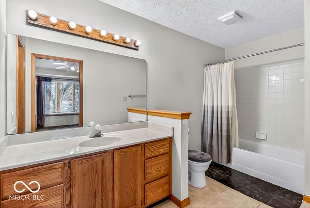 451 Pebble Way, Greenwood, IN 46142