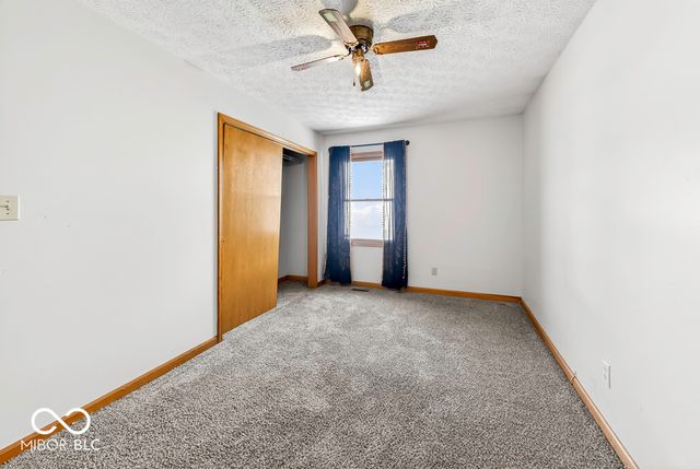 451 Pebble Way, Greenwood, IN 46142