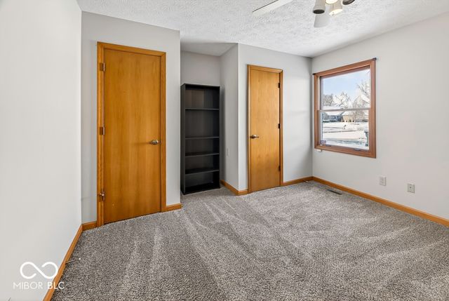 451 Pebble Way, Greenwood, IN 46142