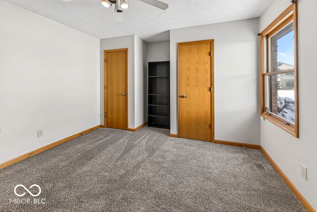 451 Pebble Way, Greenwood, IN 46142