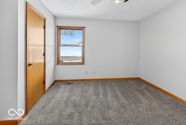 451 Pebble Way, Greenwood, IN 46142