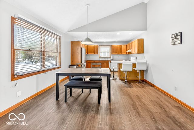 451 Pebble Way, Greenwood, IN 46142