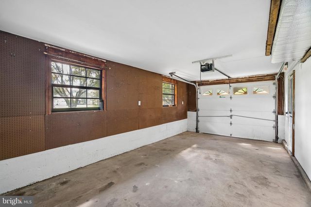 109 MAGNOLIA PL, North Wales, PA 19454
