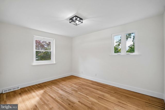 109 MAGNOLIA PL, North Wales, PA 19454