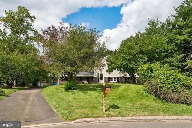 109 MAGNOLIA PL, North Wales, PA 19454