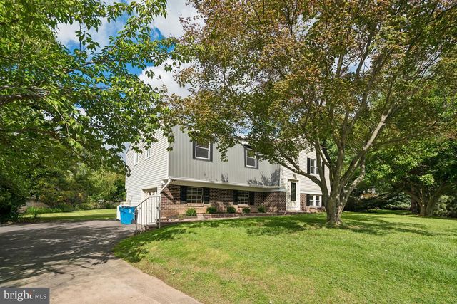 109 MAGNOLIA PL, North Wales, PA 19454