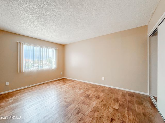 1420 N 54TH Avenue, Phoenix, AZ 85043