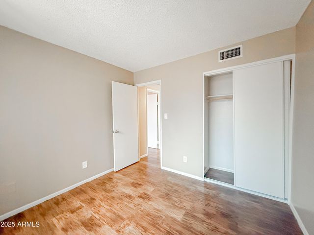 1420 N 54TH Avenue, Phoenix, AZ 85043