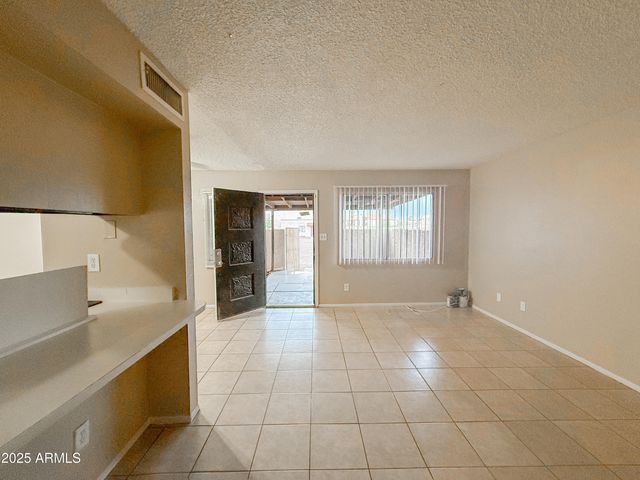 1420 N 54TH Avenue, Phoenix, AZ 85043