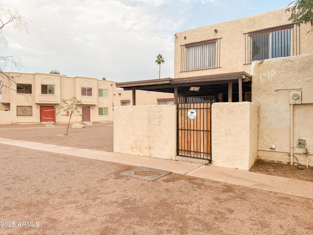 1420 N 54TH Avenue, Phoenix, AZ 85043