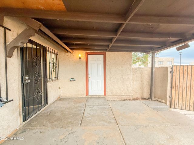 1420 N 54TH Avenue, Phoenix, AZ 85043