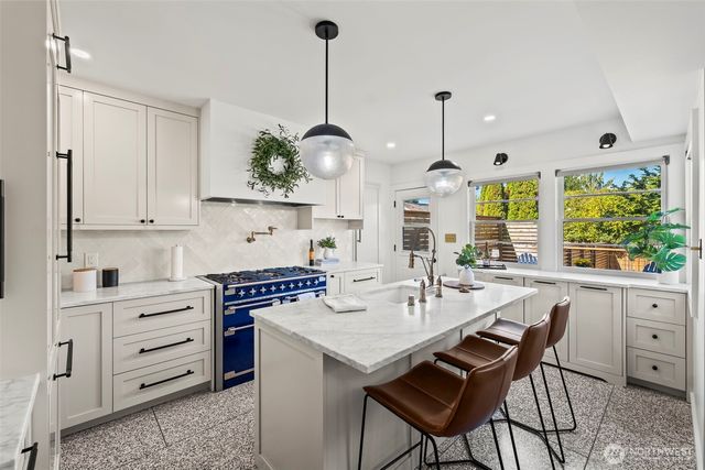 3901 N 37th, Tacoma, WA 98407