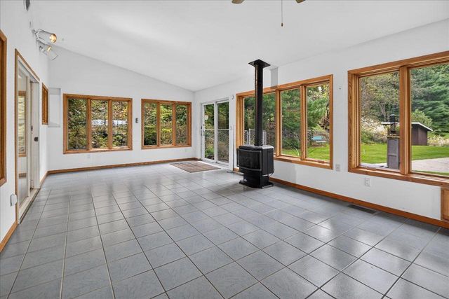 541 Union Road, Brooklyn, WI 53521