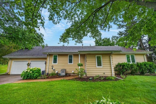541 Union Road, Brooklyn, WI 53521