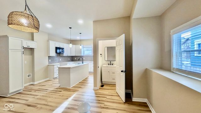 3256 Ruckle Street, Indianapolis, IN 46205