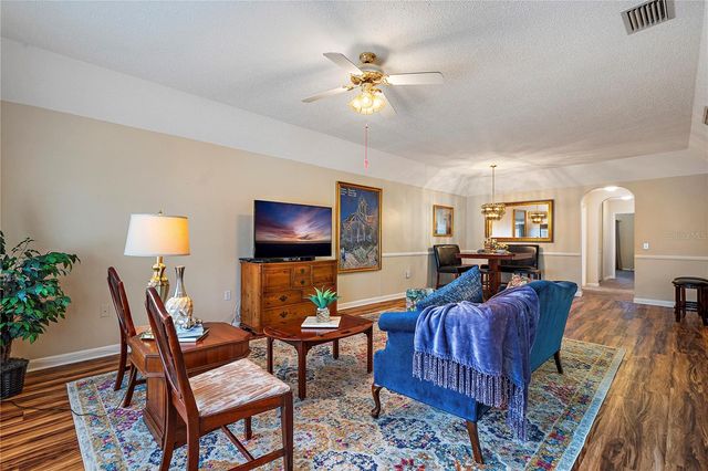 504 CORDOVA GREEN, Seminole, FL 33777