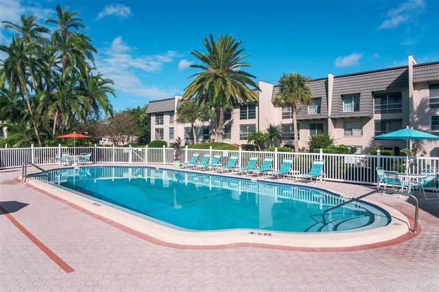 504 CORDOVA GREEN, Seminole, FL 33777