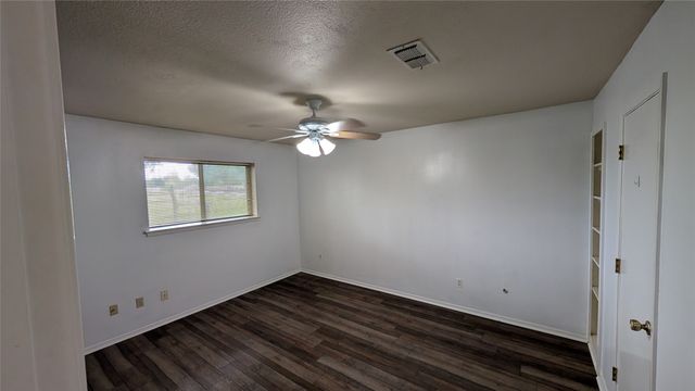 304 Becky Lane, Waxahachie, TX 75165