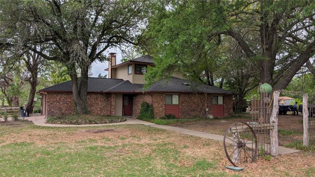 304 Becky Lane, Waxahachie, TX 75165