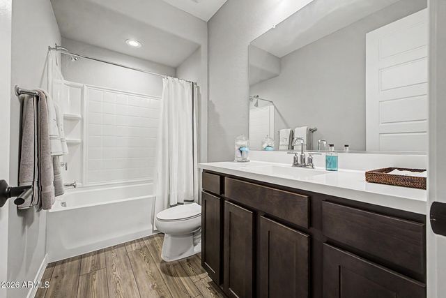 1891 W FAWN Way, San Tan Valley, AZ 85144