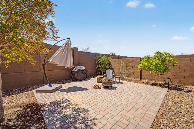 1891 W FAWN Way, San Tan Valley, AZ 85144