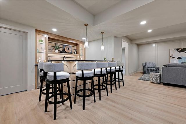 16071 S Twilight Lane, Olathe, KS 66062