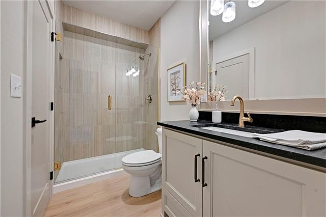 16071 S Twilight Lane, Olathe, KS 66062