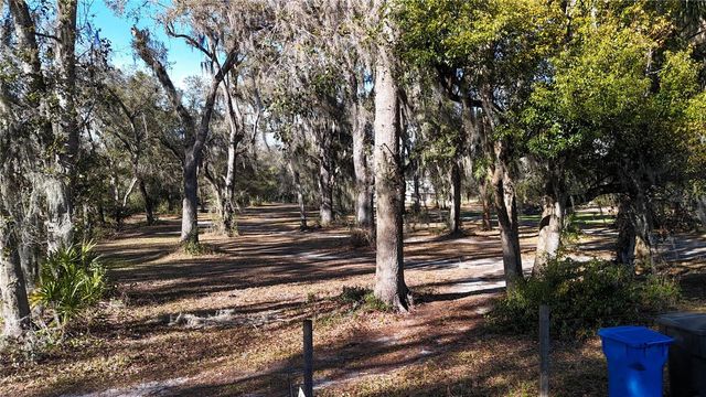 3015 OWLS NEST LANE, Plant City, FL 33565