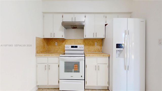 3800 SW 104th Ave, Miami, FL 33165