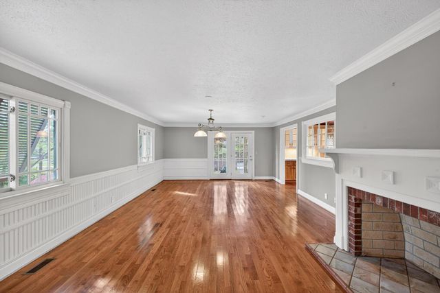 17 Inverness Street E, Aiken, SC 29803