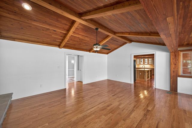 17 Inverness Street E, Aiken, SC 29803