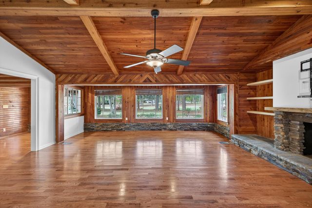 17 Inverness Street E, Aiken, SC 29803