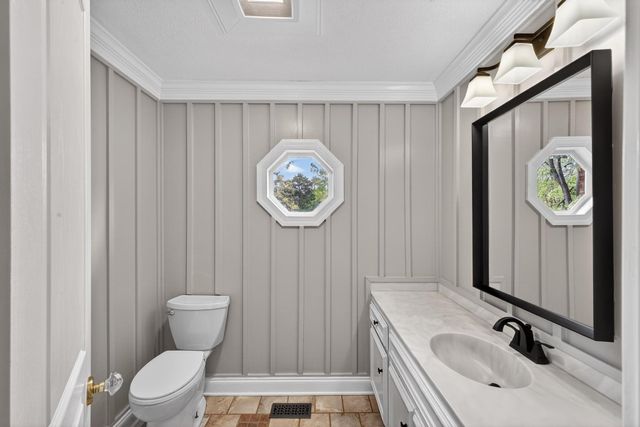 17 Inverness Street E, Aiken, SC 29803