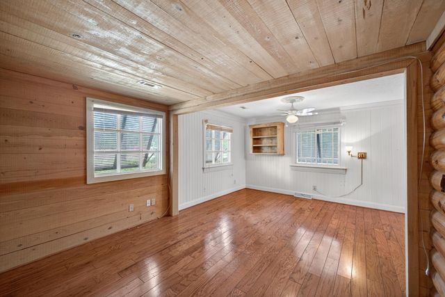 17 Inverness Street E, Aiken, SC 29803