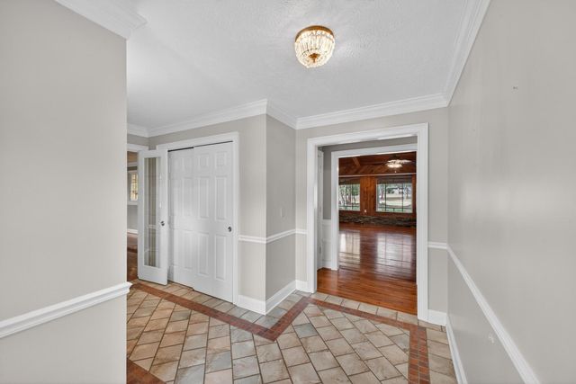 17 Inverness Street E, Aiken, SC 29803