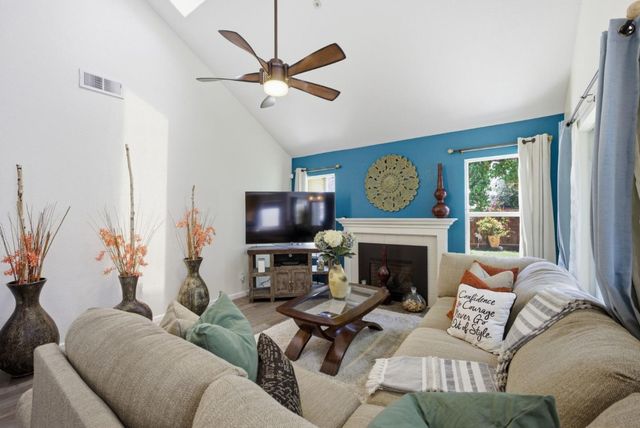 1774 Declaration Street, Salinas, CA 93906