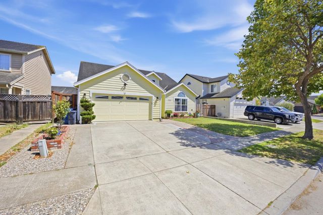 1774 Declaration Street, Salinas, CA 93906