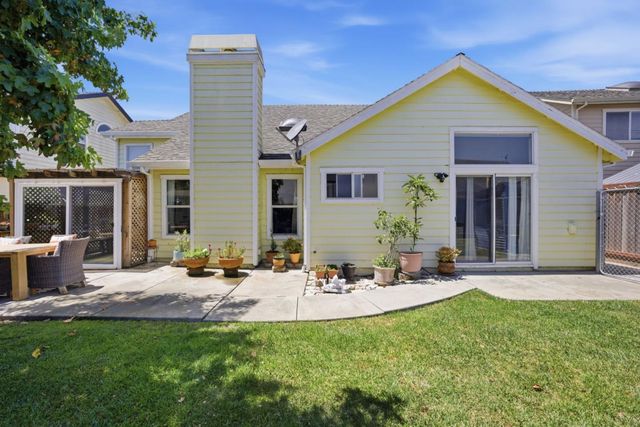 1774 Declaration Street, Salinas, CA 93906