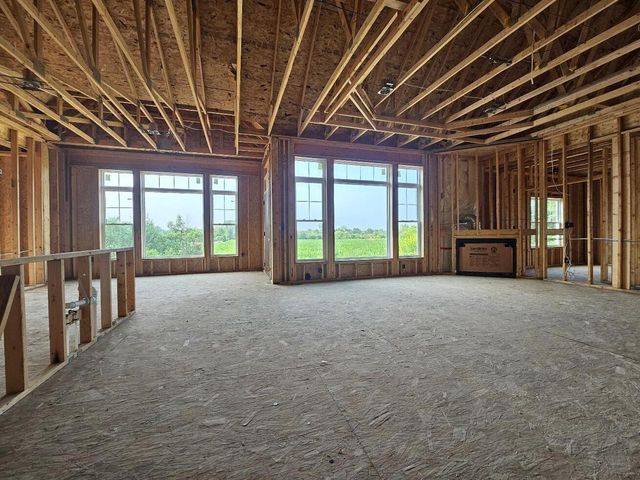 1607 Sauk TRAIL, Waukesha, WI 53189