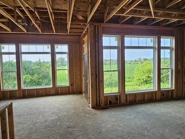 1607 Sauk TRAIL, Waukesha, WI 53189