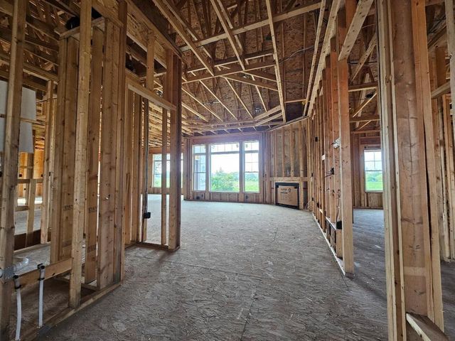 1607 Sauk TRAIL, Waukesha, WI 53189