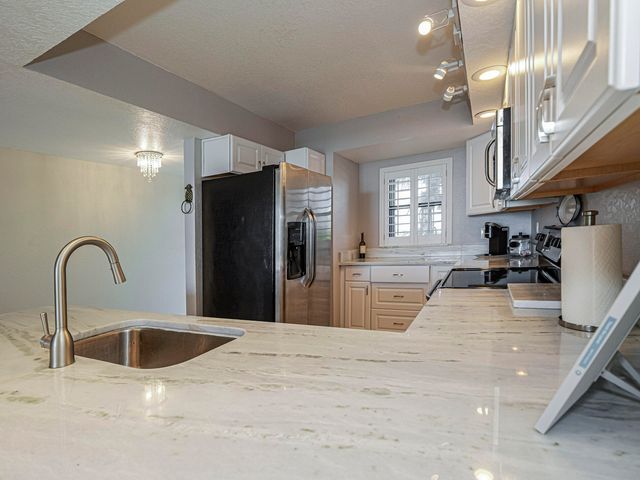 3200 N Highway A1a 307, Hutchinson Island, FL 34949