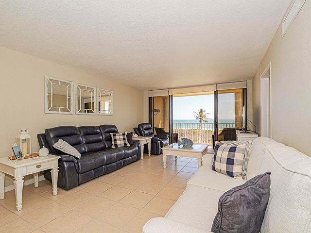 3200 N Highway A1a 307, Hutchinson Island, FL 34949