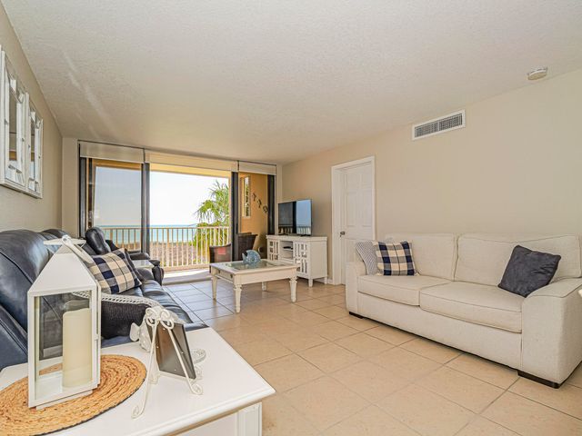 3200 N Highway A1a 307, Hutchinson Island, FL 34949